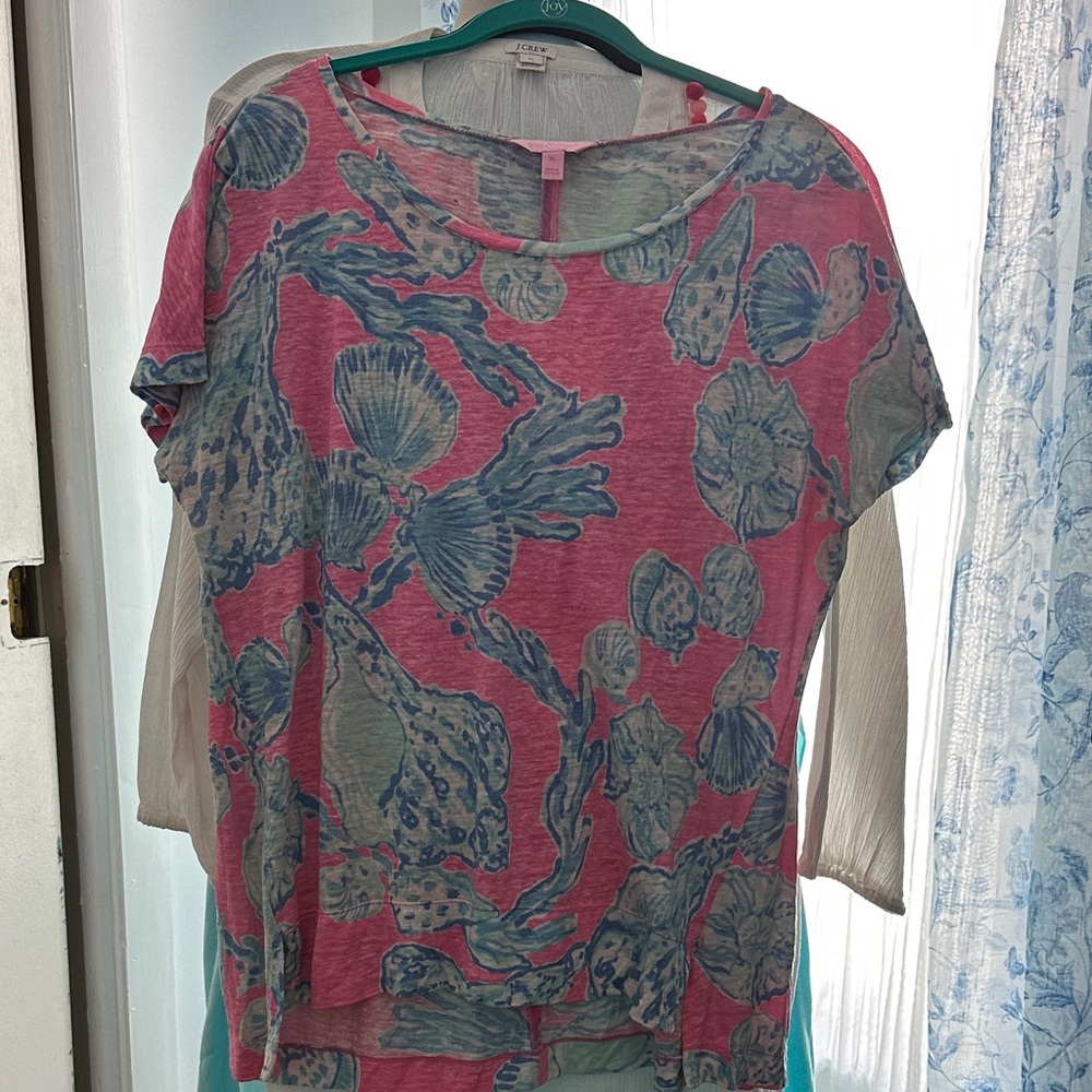 Lilly Pulitzer Pink and Blue Floral Short Sleeve Top